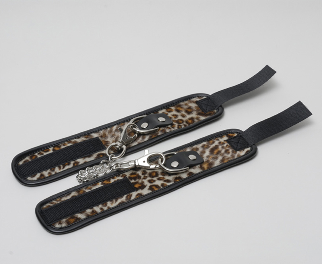 Panther Claw Handcuff Brown 豹爪系列SM手枷(棕色)